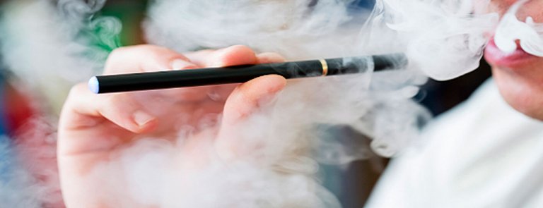 Person using a vape